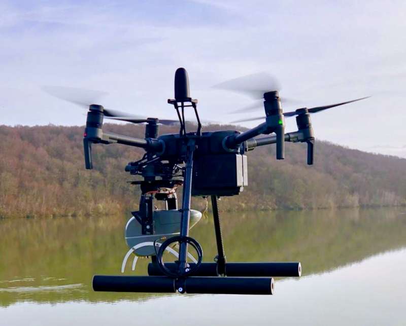 satellite-calibration-drone-leger satellite-calibration-drone-leger