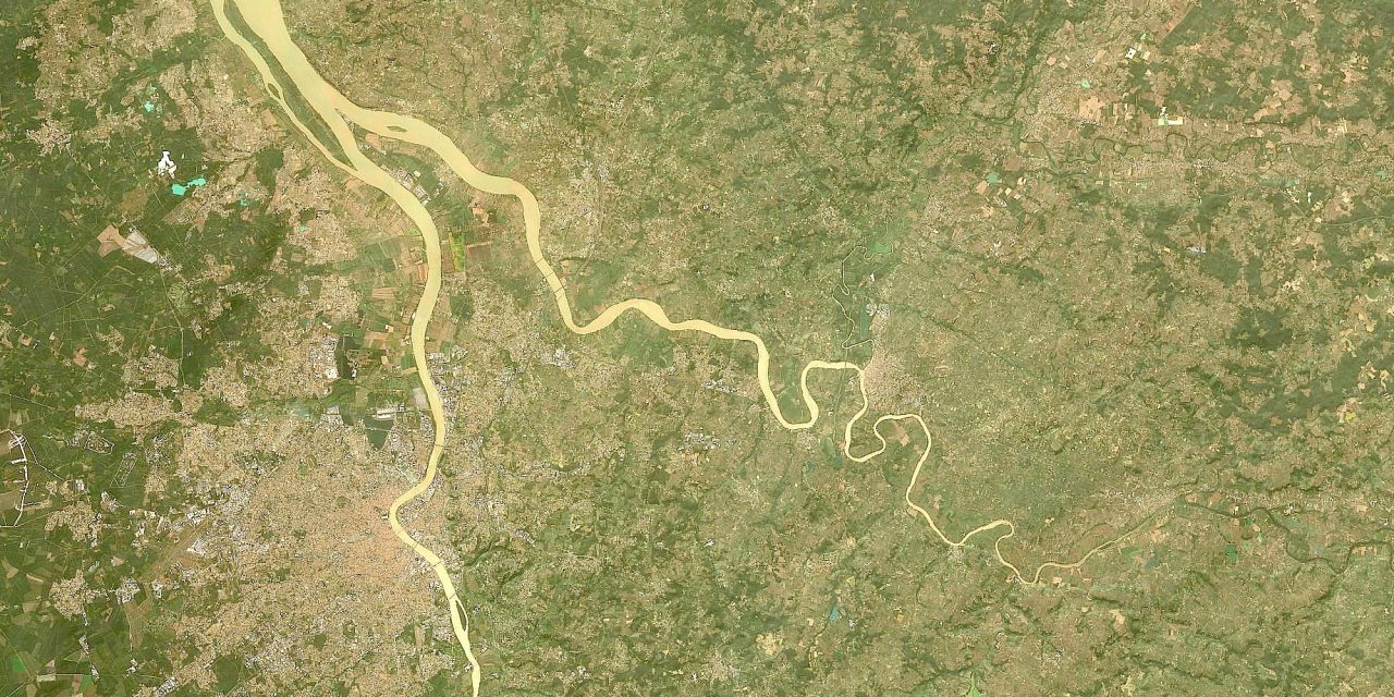 Vue de la confluence entre la Dordogne et la Garonne au nord de Bordeaux depuis le satellite Sentinel 2